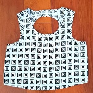 Black and white crop top